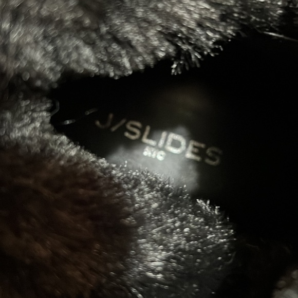 J/Slides. Womans winter boots size 9 - Picture 3 of 6